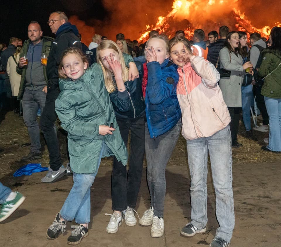 Paasvuur Schuinesloot 2025 — foto 8